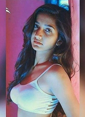 Gurgaon Call Girl